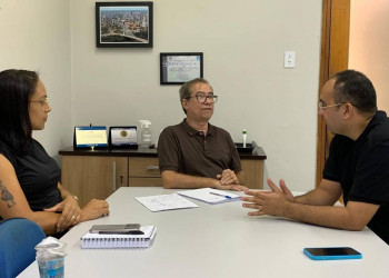 Eturb monta força-tarefa e prepara troca de empresa para normalizar coleta nas zonas Sul e Sudeste