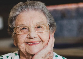 Palmirinha Onofre morre aos 91 anos em decorrência de problemas renais crônicos