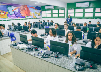 Em Amarante, Rafael Fonteles inaugura escola e autoriza mais de R$ 10 milhões em obras