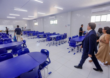 Governo entrega reforma de escola no Parque Piauí, em Teresina; R$ 3 milhões em investimentos