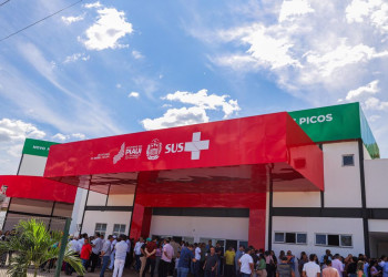 Governador entrega Novo Hospital de Picos que vai atender mais de 600 mil pessoas da macrorregião