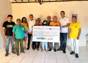 Badespi libera mais de R$ 100 mil para produtores rurais de Inhuma, no interior do Piauí