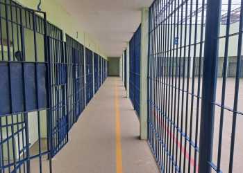 MP apura denúncias de falta de água, alimentação precária e agressões em penitenciária de Oeiras, no Piauí