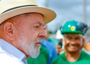 Com 79 anos, Lula diz que só vai disputar reeleição em 2026 se tiver “100% de saúde”