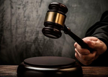 Homem é condenado a mais de 25 anos de cadeia por homicídio qualificado e tentativa de homicídio no Piauí