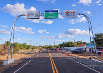 Diretor-geral do DER vistoria obras na região dos Cocais; território já recebeu mais de R$ 100 milhões em melhorias