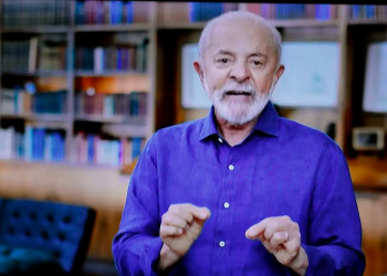 Lula defende debate sobre fim da escala 6x1 e aborda fraude no INSS