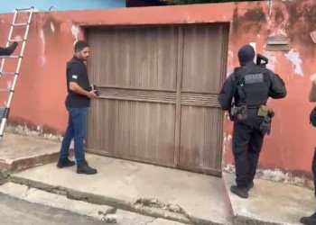 Suspeitos de tráfico de drogas, roubo e organização criminosa são alvos de operação da Polícia Civil em Teresina