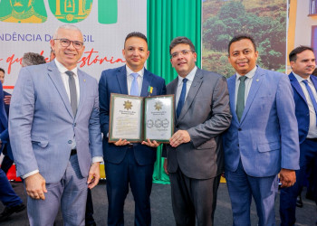 Governo do Piauí homenageia 34 personalidades com a Medalha do Mérito Renascença em Oeiras
