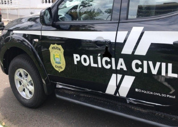 Policial civil que estuprou adolescente dentro de delegacia no Piauí é demitido