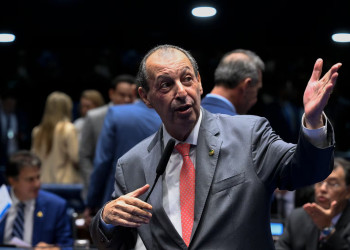 PEC da escala 6x1: relator no Senado rejeita emendas e mantém texto da Câmara