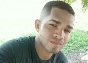 Homem é morto a facadas após confusão em bar no Piauí; polícia investiga o crime