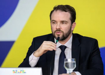 Ministro quer que bancos ofereçam o Desenrola a quem paga contas em dia