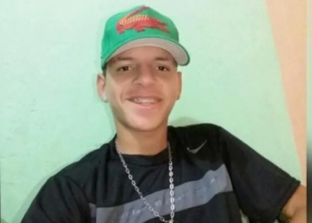 Jovem é surpreendido e executado a tiros dentro de casa no interior do Piauí