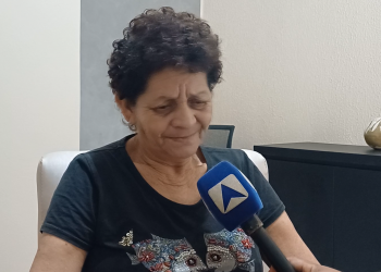 Emocionada, vizinha que foi acusada de envenenar crianças revela detalhes do cárcere e pede justiça no Piauí: 