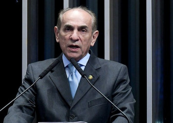 Comissão do Senado aprova PEC que propõe fim da reeleição a cargos do Executivo