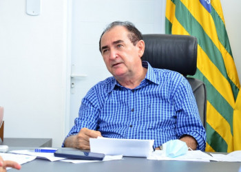 Em Floriano, Antônio Reis derrota candidato do governo e é reeleito prefeito com mais de 54%