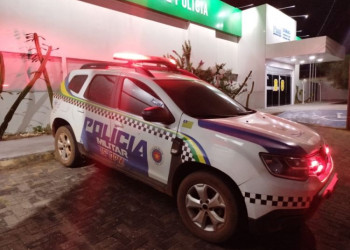 Suspeito de ajudar homem que atirou em colega de trabalho durante bebedeira a fugir é preso no interior do Piauí