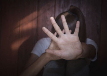 CGE abre processo administrativo contra servidor denunciado por filmar adolescentes durante ensaio escolar no Piauí