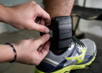 Câmara dos Deputados aprova uso obrigatório de tornozeleira por agressores de mulher