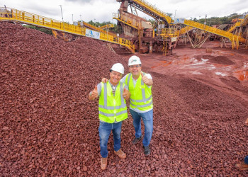 Rafael Fonteles visita operação de mineradora que produz 1,5 milhão de toneladas de minério ao ano e gera mil empregos em Piripiri