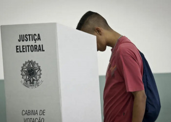 Saiba como regularizar o título de eleitor e quitar pendências; prazo termina na segunda-feira