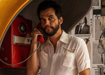 Wagner Moura vence prêmio de melhor ator em Cannes por 'O agente secreto'