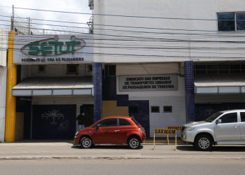 Setut afirma que não tem dinheiro para pagar motoristas e cobradores de ônibus em Teresina