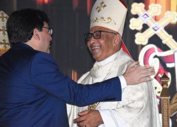 Rafael Fonteles participa da posse do novo arcebispo de Teresina e reforça parceria com a igreja