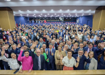 Wellington Dias recebe centenas de prefeitos no Ministério do Desenvolvimento Social