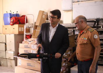 Corpo de Bombeiros do Piauí recebe equipamentos para resgatar vítimas de ferragens