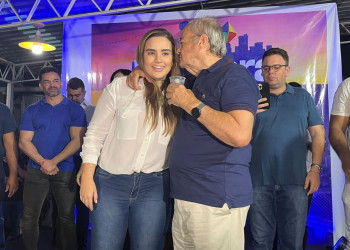 Em encontro, Bárbara do Firmino reafirma união com Sílvio Mendes