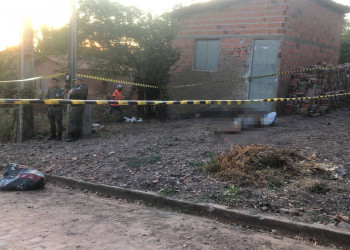 Catadora é perseguida e assassinada a tiros na porta de residência em Teresina