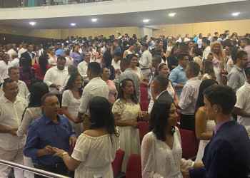 Em Teresina, Justiça Itinerante celebra a união de mais de 300 casais em ação comunitária