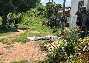 Homem é perseguido e executado a tiros em Teresina; vídeo mostra ação criminosa