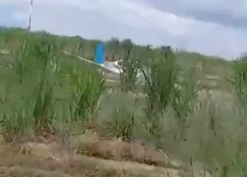 Avião monomotor derrapa ao tentar decolar em fazenda de deputado federal no Piauí