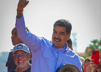 Após Maduro questionar sistema eleitoral, TSE diz que urna é totalmente auditável