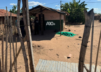 Jovem é brutalmente assassinado na porta de casa na zona Norte de Teresina