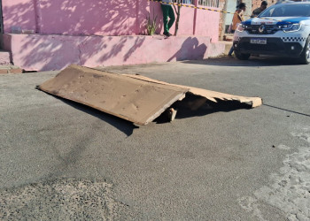 Lavador de veículos é surpreendido e morto a tiros na frente de casa, na zona Sul de Teresina