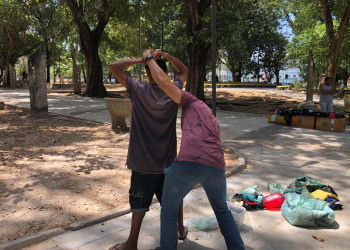 Polícia Civil cerca Praça da Bandeira e prende pessoas com celulares roubados durante 29ª fase da Interditados, em Teresina