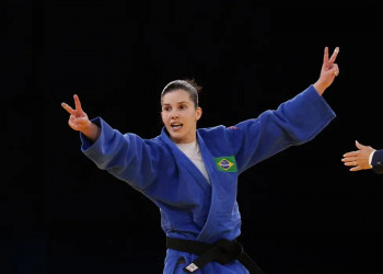 Jogos Paralímpicos de Paris: Alana Maldonado é ouro na categoria até 70 quilos do judô J2 e se torna bicampeã olímpica