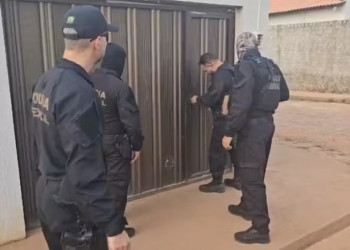 Em Timon-MA, PF apreende cestas básicas e material de campanha eleitoral dentro de residência