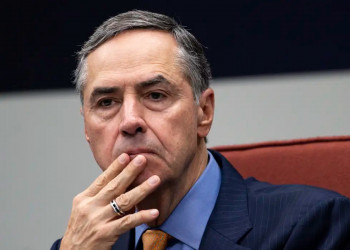 Barroso decide que Dino, Zanin e Moraes podem julgar denúncia contra Bolsonaro