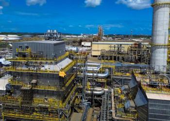 Refinaria da Petrobras vai transformar poluente em produto rentável