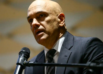 Moraes defende regulamentação e acusa big techs de viés ideológico nos algoritmos