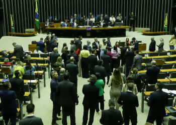 Derrubada do Imposto sobre Operações Financeiras chega ao Supremo e gera críticas no Congresso