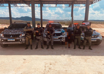 Suspeito arromba porta, furta armas e kit de cachaça de morador, mas acaba preso na divisa do Piauí com o Pernambuco