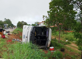 Possível quebra da barra de direção pode ter provocado tombamento de ônibus que deixou sete pessoas mortas no Piauí, diz PRF