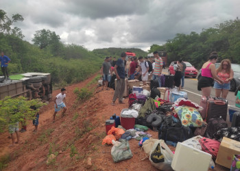 ​Ônibus tomba e deixa passageiros feridos no interior do Piauí; 3º caso apenas neste ano