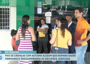 Pais de crianças com TEA vão à delegacia e denunciam Humana Saúde por descumprimento judicial e suspensão de atendimentos
